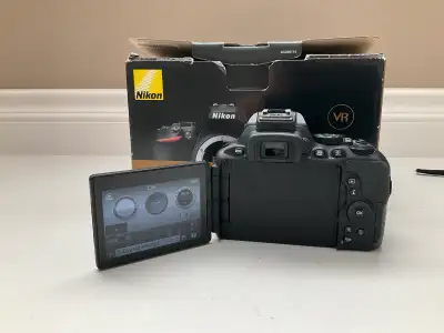 Silver PC Award Camera everything is working perfectly! All accessories including Basically new Came...