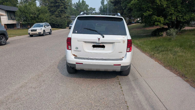 2008 Pontiac Torrent AWD in Cars & Trucks in Calgary - Image 3