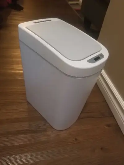 Sensored Battery Operated Trash Can, View more