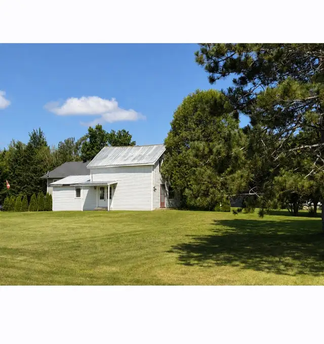 FOR RENT IN LIMOGES/RUSSELL ON in Long Term Rentals in Ottawa - Image 2