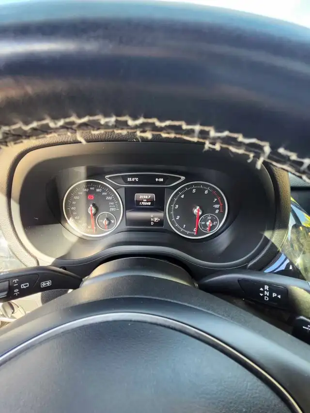 Mercedes-Benz B 250 in Cars & Trucks in St. Catharines - Image 6