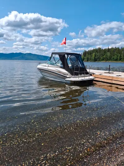 Cuddy cruiser, mercruiser 350 mag Bravo 3 dual stainless steel props, Shore power Standup top, moori...
