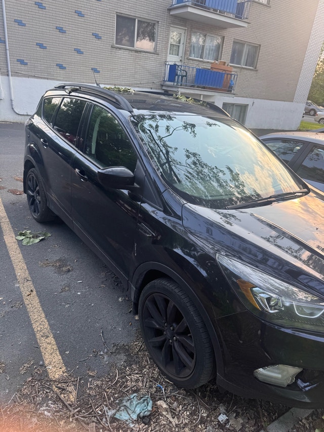 Ford escape 2018 roule encore Mais à moteur à changer — photo 3