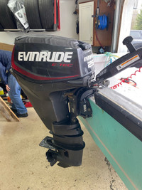 2016 Evinrude E-TEC