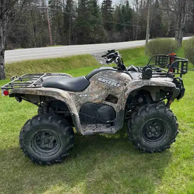 Grizzly 700 2008 9300km Winch Support chainsaw Support Carabine (pas sur photo) Siège passager (pas...