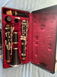 Jupiter Clarinet with case and accessories. Excellent condition.