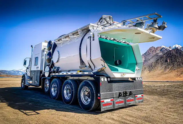 Hydro vac truck operator  in Drivers & Security in Markham / York Region - Image 4