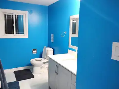 Rooms in upper floor unit are available!