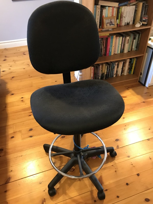 Drafting Chair (like new) with pneumatic height adjustment Chairs