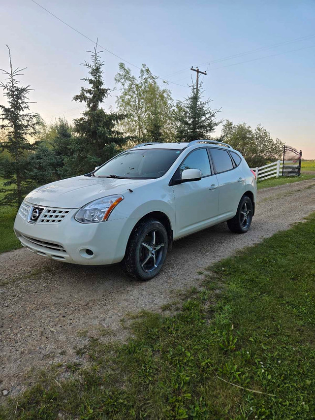 2009 Nissan Rogue in Cars & Trucks in St. Albert - Image 4