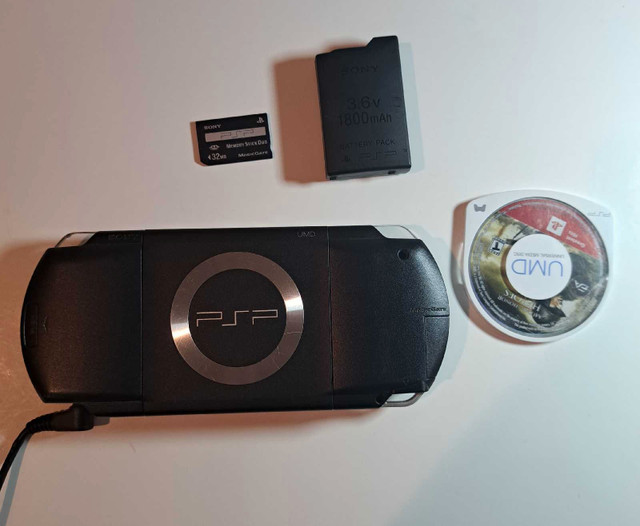 PSP 1000 Bundle (Read Ad) in Sony PSP & Vita in Edmonton - Image 4
