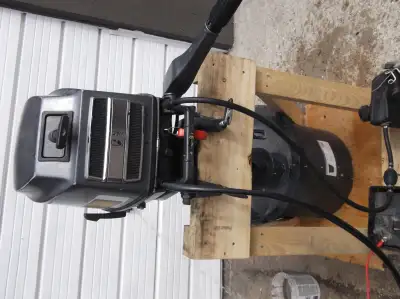 mariner 40 hp. outboard motor made by yamaha, tiller, electric start w/ manual start backup, runs li...