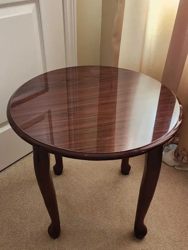 ANTIQUE VINTAGE FRENCH PROVINCIAL WOOD SIDE END TABLE  in Other Tables in City of Toronto - Image 3
