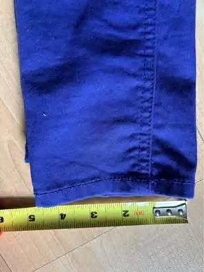 H&M Divided blue skinny jeans $10, size 8, high waist in Women's - Bottoms in Oakville / Halton Region - Image 3