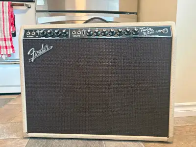 Fender Tone Master Twin Reverb Blonde, with Pedal and Cover - Amplifier Type: Digital - Control Knob...