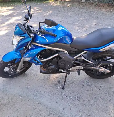 2009 kawasaki er6n 650 cc very good condition new chain and sprokets 41000 kms