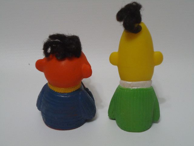 Vintage 70's Sesame street Bert and Ernie finger puppets in Toys & Games in Hamilton - Image 2