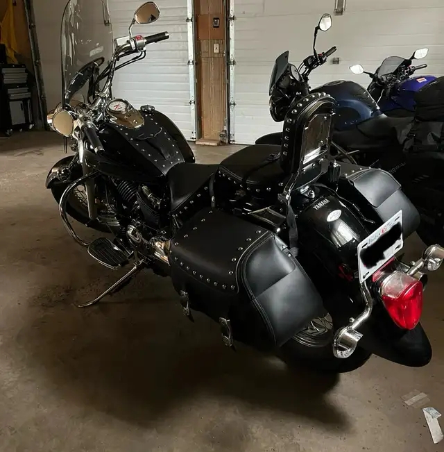 2013 Yamaha V Star 650 Silverado super Low km’s! in Street, Cruisers & Choppers in Red Deer - Image 11