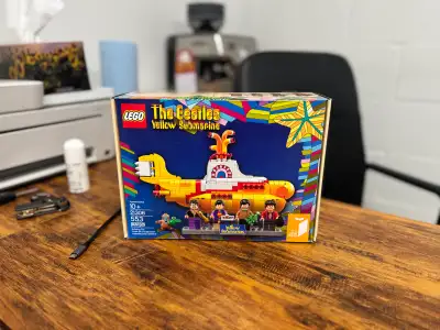 BNIB Lego 21306 Yellow Submarine, View more