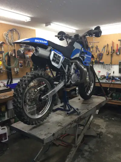 2000 Kawasaki KX 500, Absolutely mint, completely restored and has not seen dirt yet. Extremely hard...