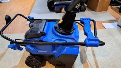CORDLESS SNOWBLOWER KOBALT.  40V , View more
