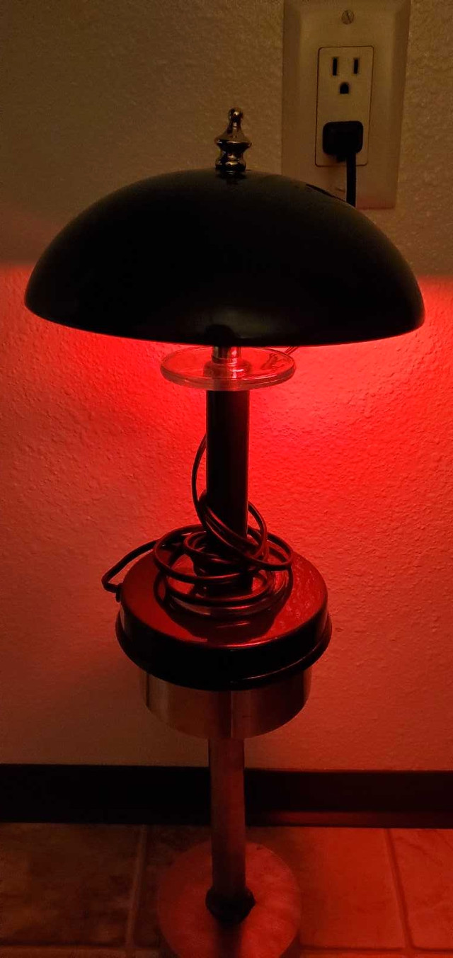 Touch lamp  in Indoor Lighting & Fans in Edmonton - Image 2