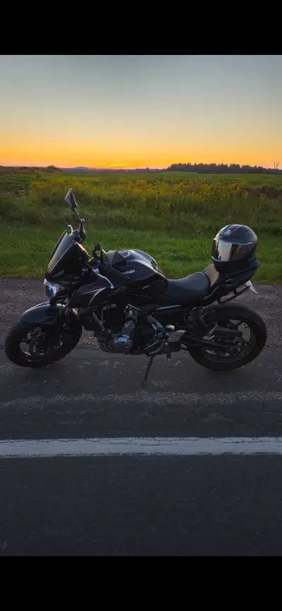 Cash only. Comes as is. Great bike to start out on 2017 Kawasaki Z650 New Michelin Road 6s as of Jun...