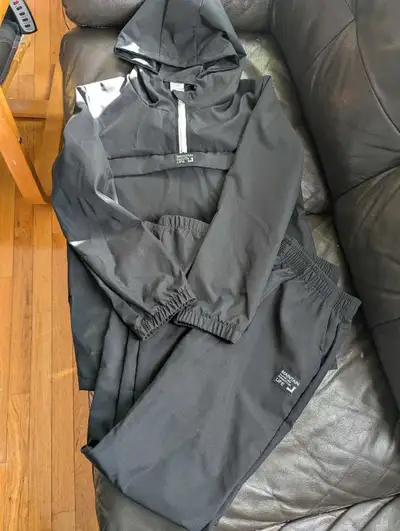 New boys tracksuit quarter zip up set size 160 (10/12T) READ DES, View more