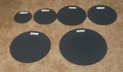Evans SoundOff pads in new/excellent condition, View more