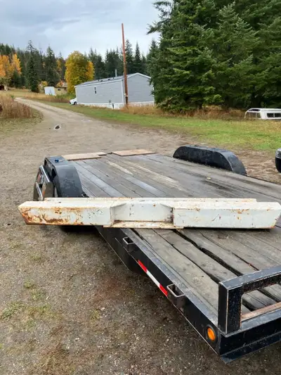 1977 and 78 /79 ford truck back bumper that has a air tank built into it. will easily fit newer ford...