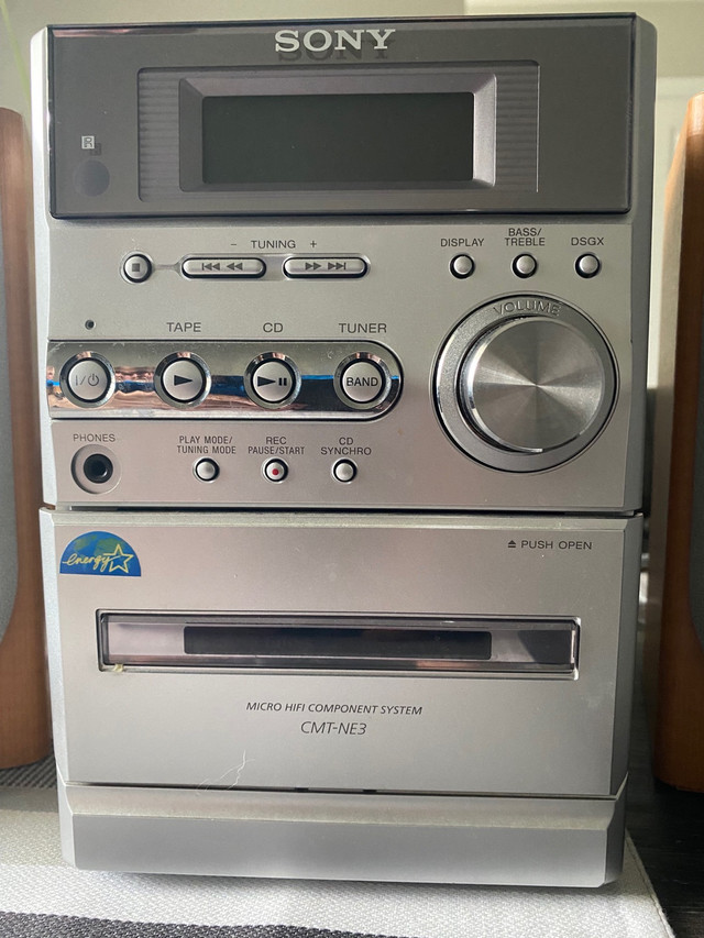 Sony CD/Cassette/radio in General Electronics in Oshawa / Durham Region - Image 2