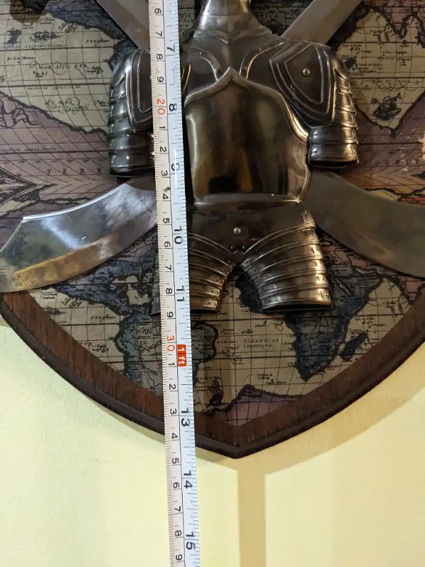 Vintage Japanese medieval Knight coat of arms display shield art in Arts & Collectibles in City of Toronto - Image 7