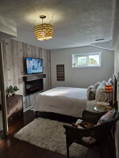 Very clean 2 bedroom basement for rent with en-suite washer and dryer . Walking distance to Pickerin...