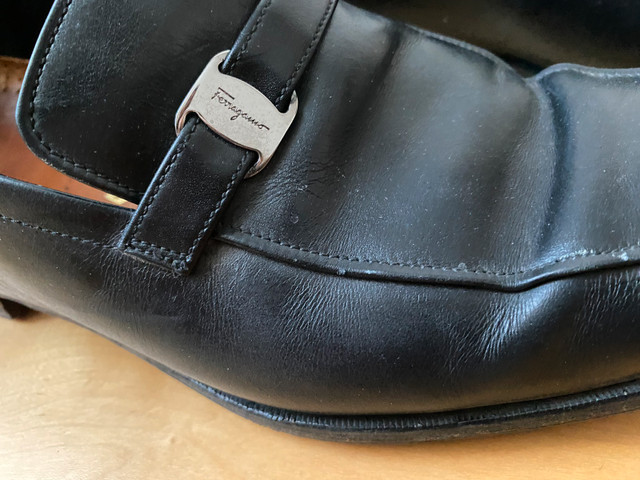 Salvatore Ferragamo mens’ leather moccasin shoes dans Chaussures pour hommes  à Ville de Montréal - Image 4