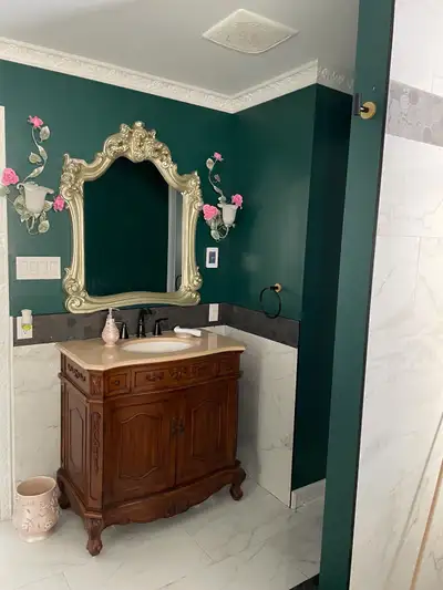 Lovely furnished room for rent short-term or long-term available November 1, 2026. It is convenientl...