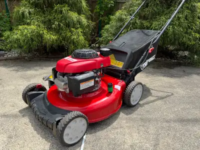 Honda Troy Bilt 160cc Push Lawnmower Tondeuse, View more