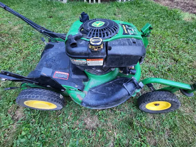 John Deere Intek OHV 7.0hp Zero Turn Lawnmower Model JS40 in Lawnmowers & Leaf Blowers in Windsor Region - Image 11