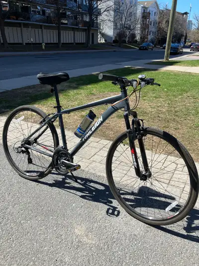 Raleigh Overtake Hybrid Bike 700C, View more
