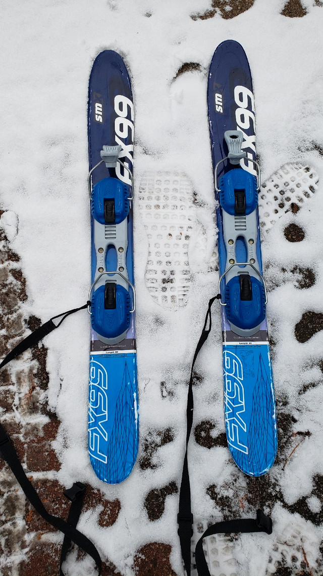 90cm SnowBlades in Ski in Barrie