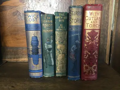 A lot of 5 books with cloth elegant bindings. All published between 1900-1906. Illustrated, with lot...