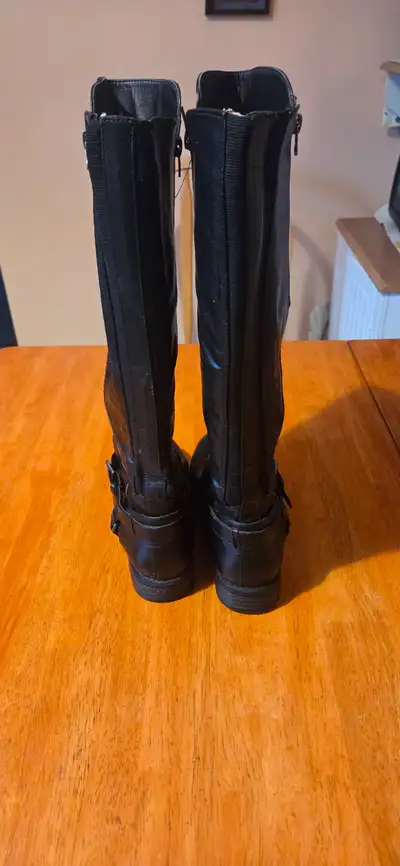 LADIES WINTER BOOTS, View more