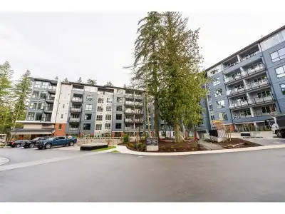 Address: 4xx-3480 146A Street, Surrey, BC Rent: $2,400/month Availability: Aug 01, 2026 Property Typ...