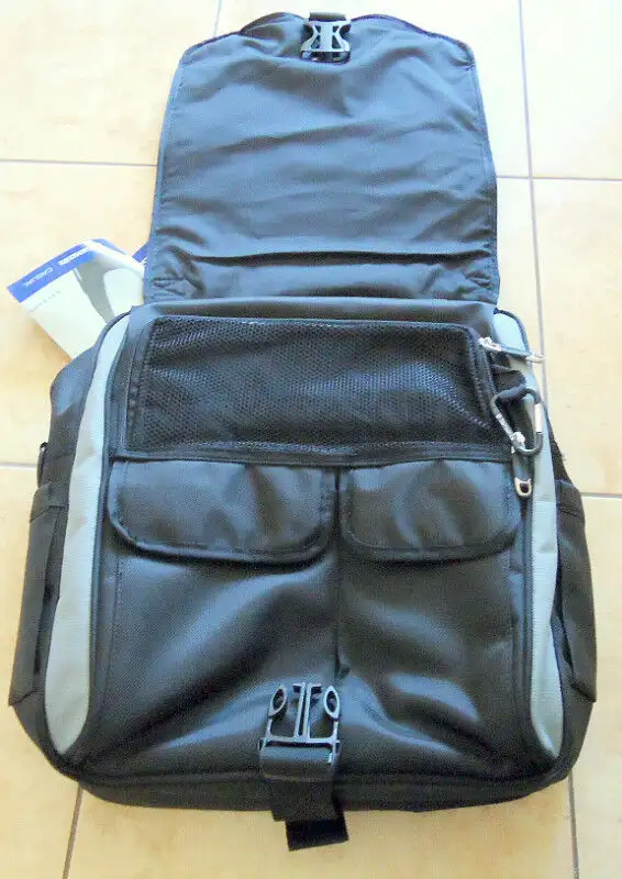 SAMSONITE & SUSEN PRO  LAPTOP CARRYING CASES! in Laptop Accessories in Markham / York Region - Image 5
