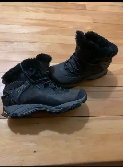Bottes hivers Merrell femme Pointure 6,5, View more