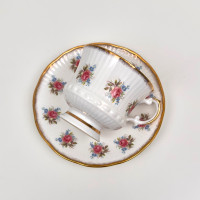Elizabethan Bone China Hampshire Rose Pattern Teacup & Saucer