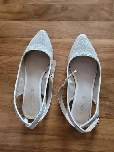 Women's Shoes, View more