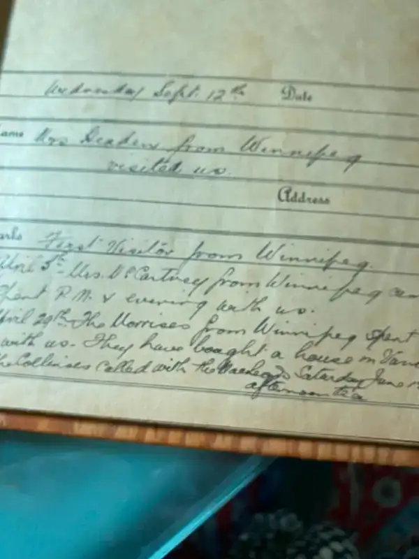 Antiques Collection Wood Guest Log Frame in Arts & Collectibles in Vancouver - Image 3