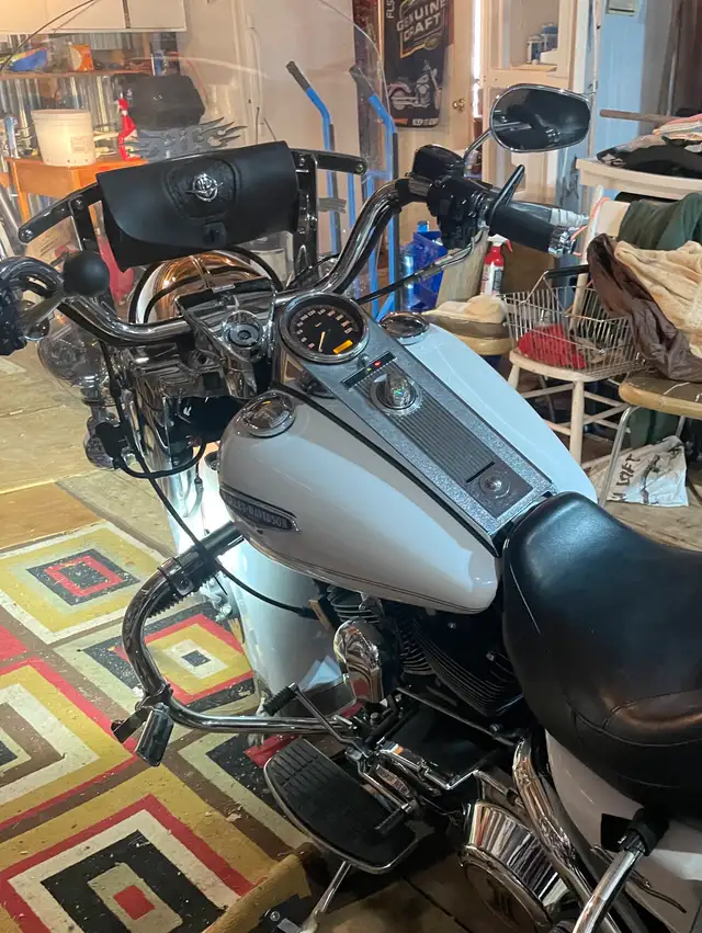 2004 Harley-Davidson - low mileage  in Touring in Miramichi - Image 4