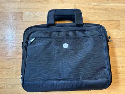 Dell Laptop Case -- 15-17", View more