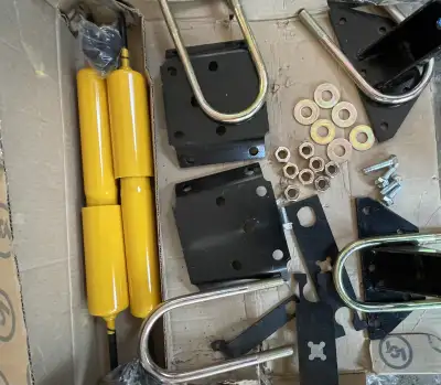 It’s brand new never installed. Check in the pictures that the kit is as it should be . None of part...